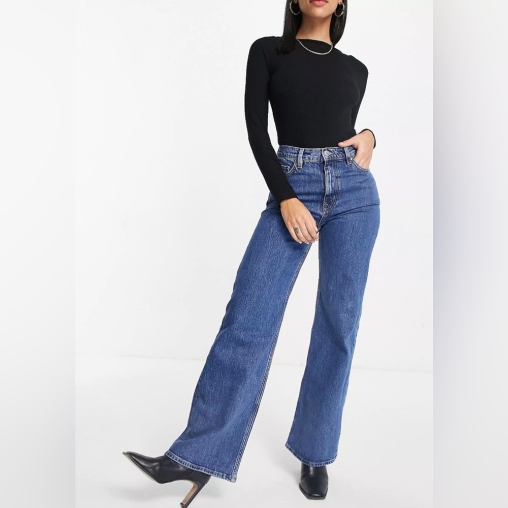 & Other Stories High-Waist Wide Leg Jeans in Blue